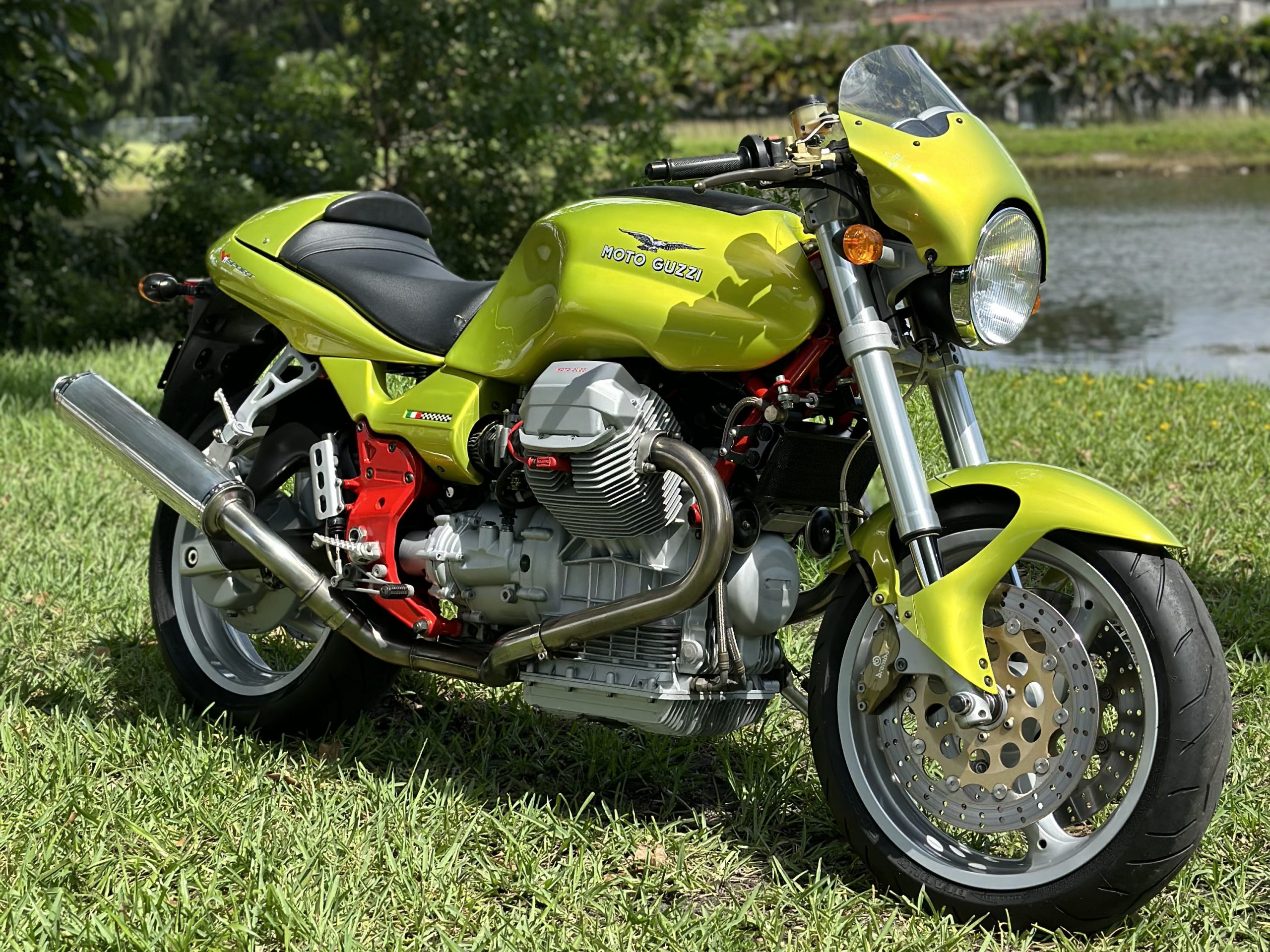 Moto Guzzi V11