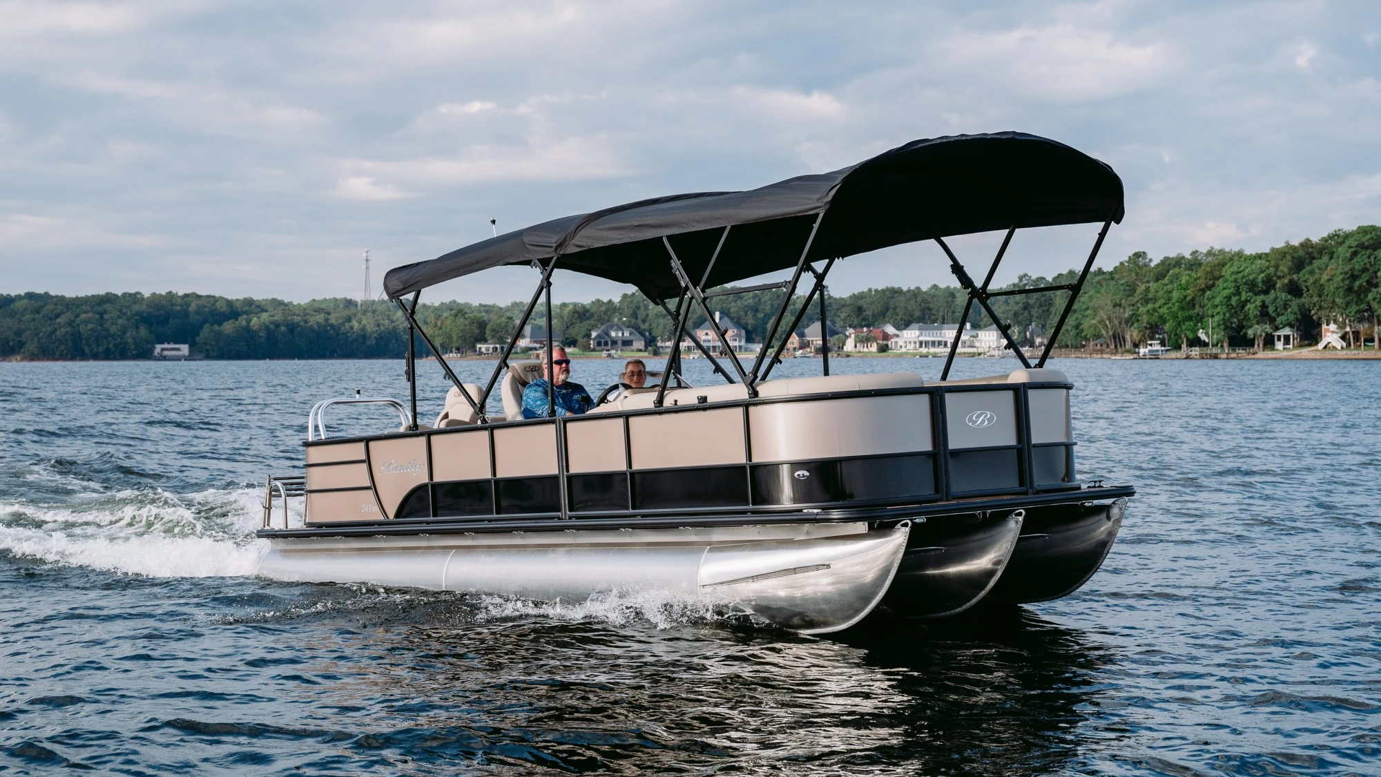 Who Makes Bentley Pontoon Boats